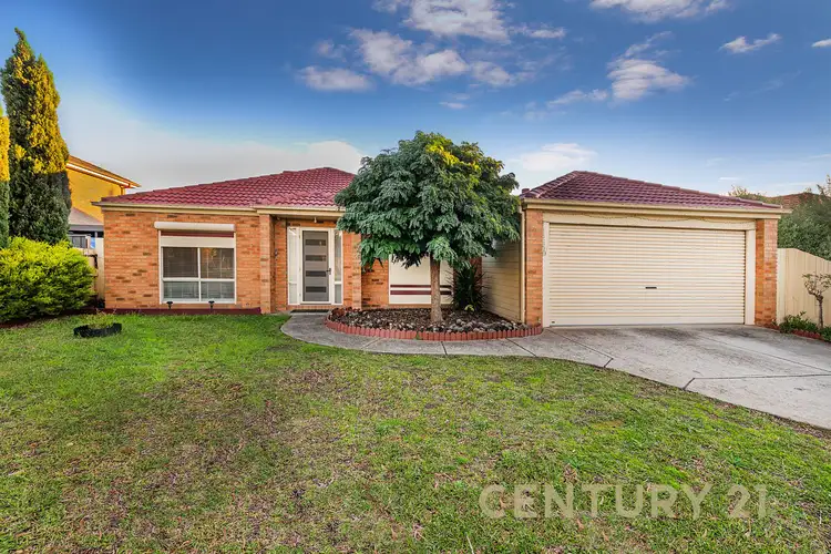 115 Hutchinson Drive, Lynbrook VIC 3975