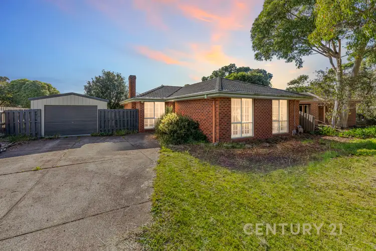 15 Wakefield Court, Cranbourne North VIC 3977