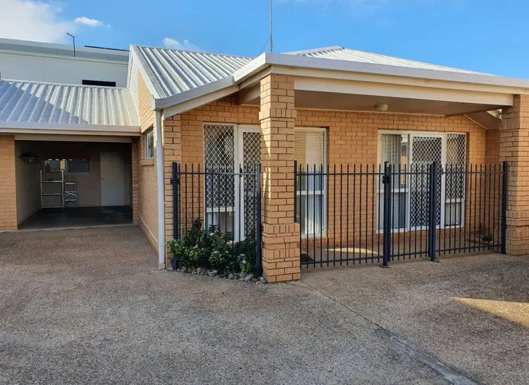 3/117 Prince Edward Parade