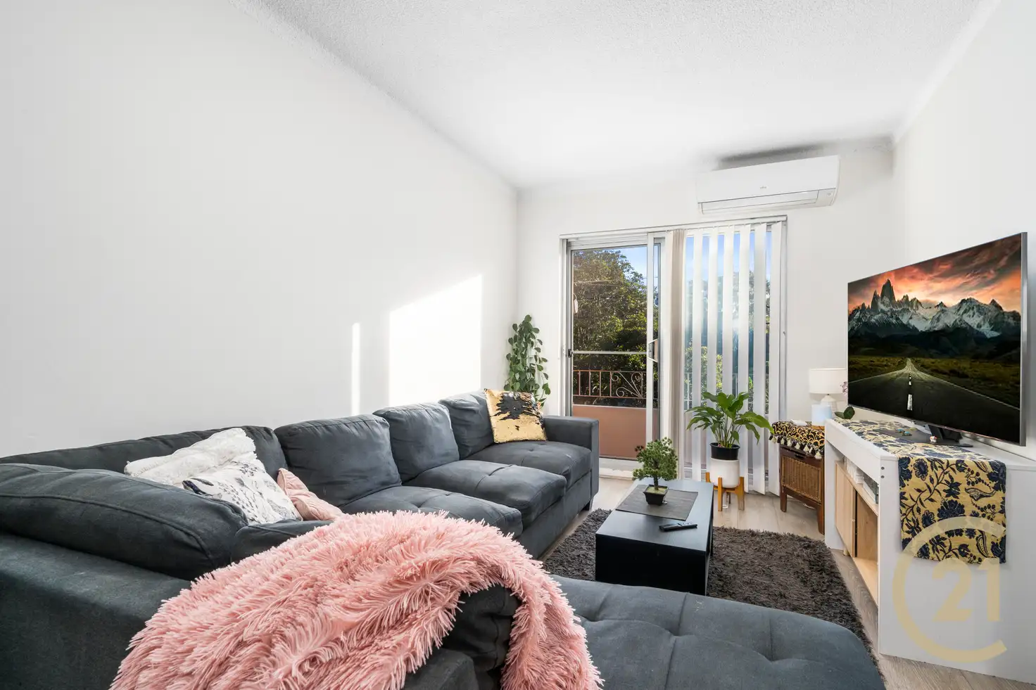 Main view of Homely unit listing, 6/3 Hart Street, Warwick Farm NSW 2170