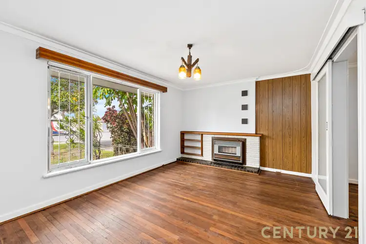147 Gabriel Street, Cloverdale WA 6105