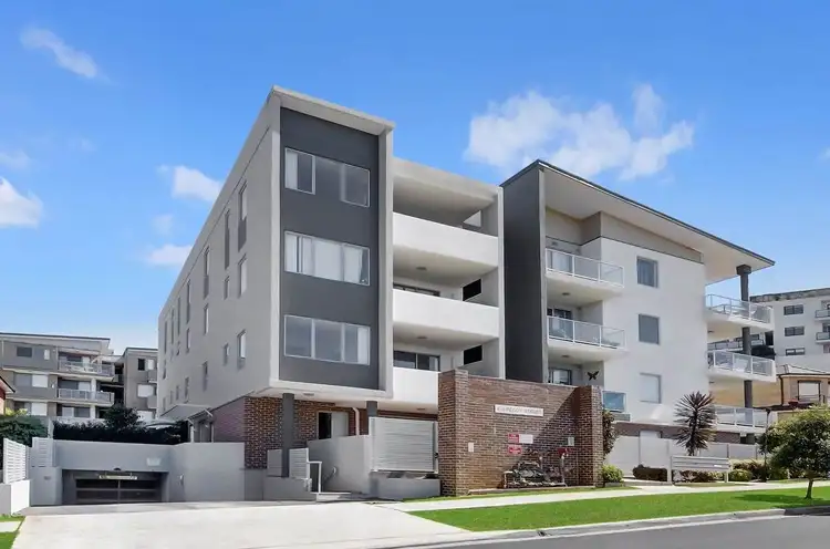 10/4-6 Peggy Street, Mays Hill NSW 2145