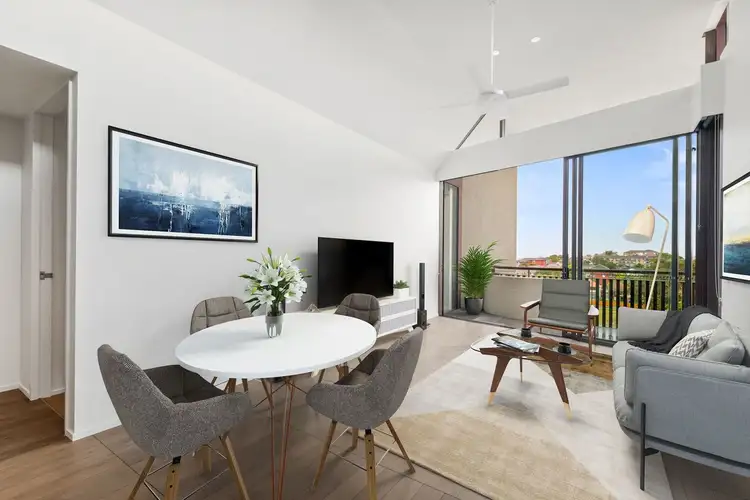603/9 Young Street