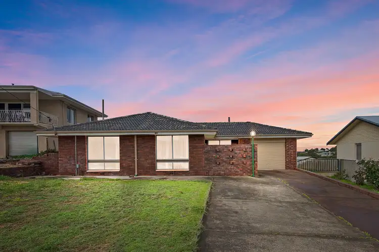7 Dunstan Street, South Bunbury WA 6230