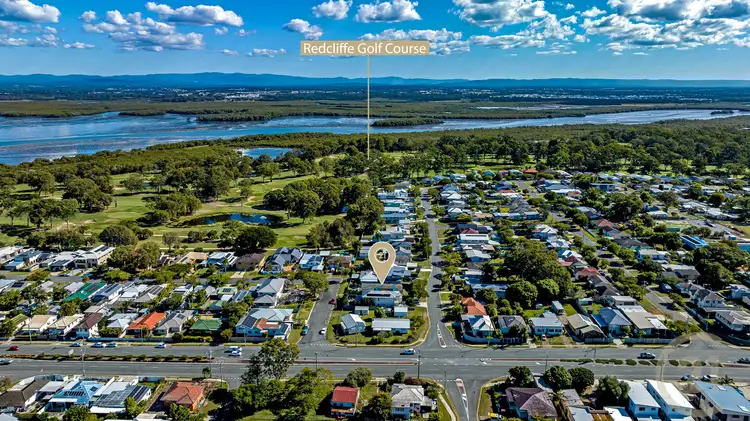 Fourth view of Homely semi-detached listing, 4 Dan Street, Clontarf QLD 4019