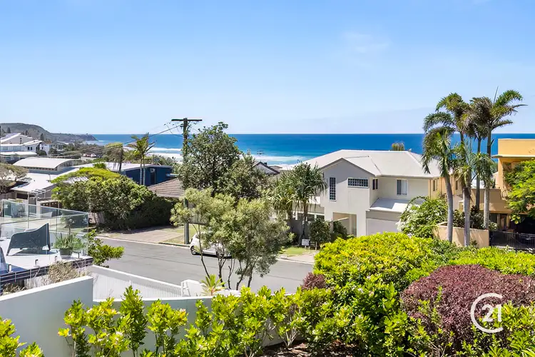 2/37 Tingira Crescent, Sunrise Beach QLD 4567