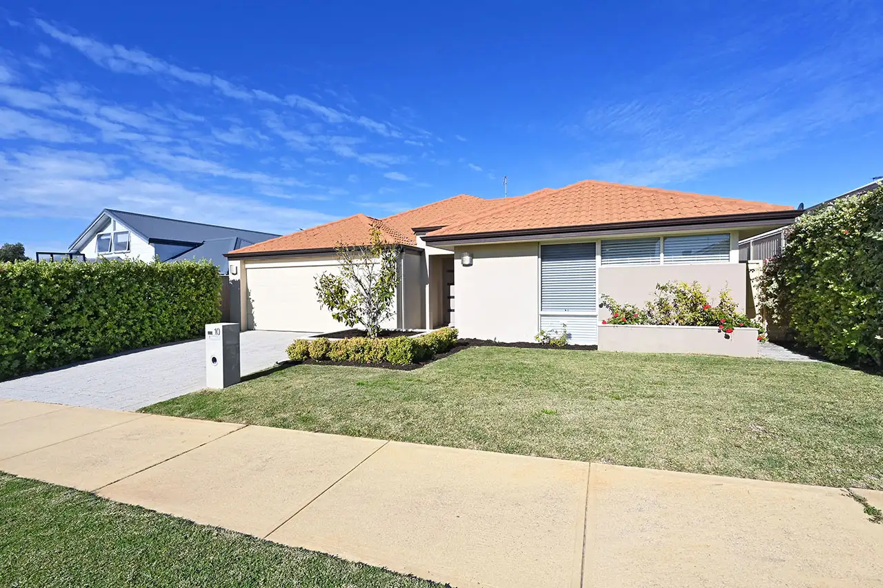 Main view of Homely house listing, 10 Dalmeny Link, Burns Beach WA 6028