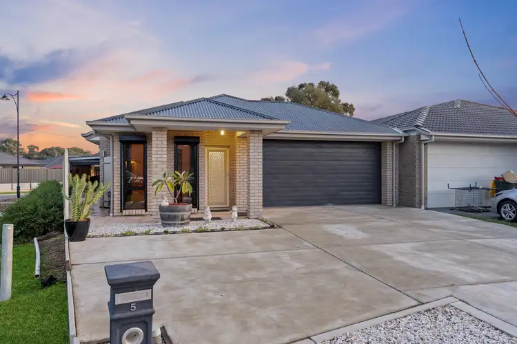5 Rita Drive, Paralowie SA 5108