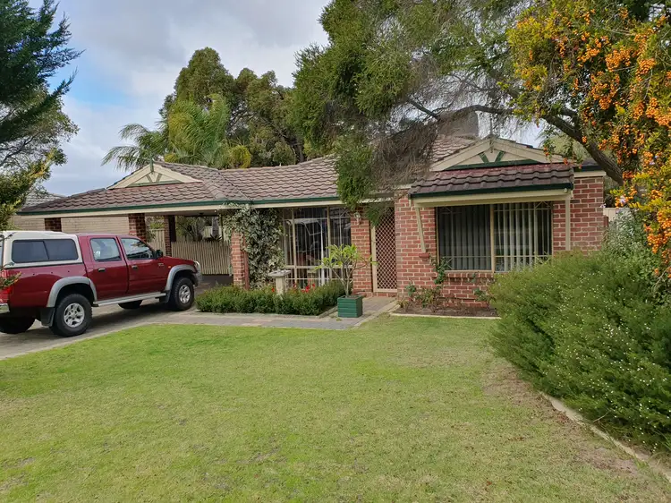 74 Winthrop Avenue, College Grove WA 6230