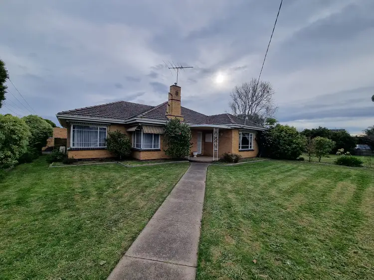 147 Warren Road