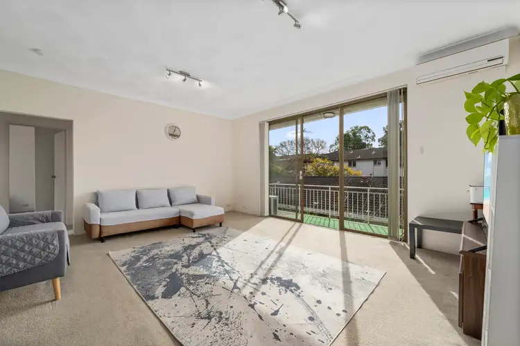 12/68-72 Hunter Street