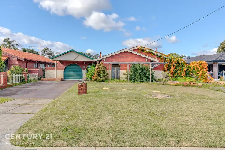 31 Helena Crescent, Thornlie WA 6108