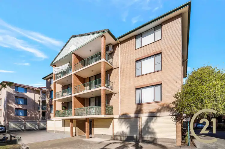 Main view of Homely unit listing, 26/4 Riverpark Drive, Liverpool NSW 2170