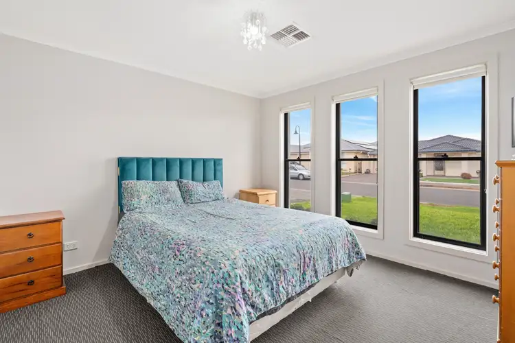 Fifth view of Homely house listing, 2 Tangelo Court, Direk SA 5110