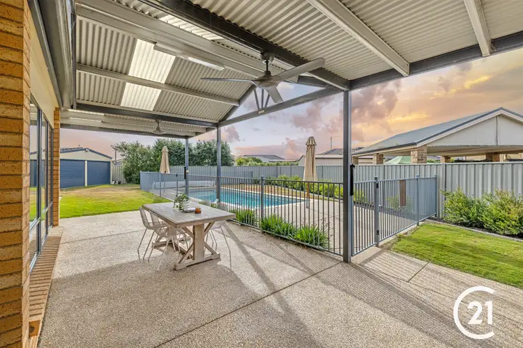 Second view of Homely house listing, 7 Wren Court, Echuca VIC 3564