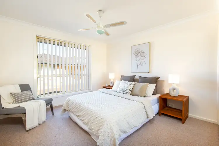 Sixth view of Homely villa listing, 19/4 Cowmeadow Road, Mount Hutton NSW 2290