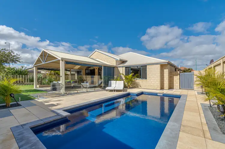 39 Galveston Loop, Iluka WA 6028