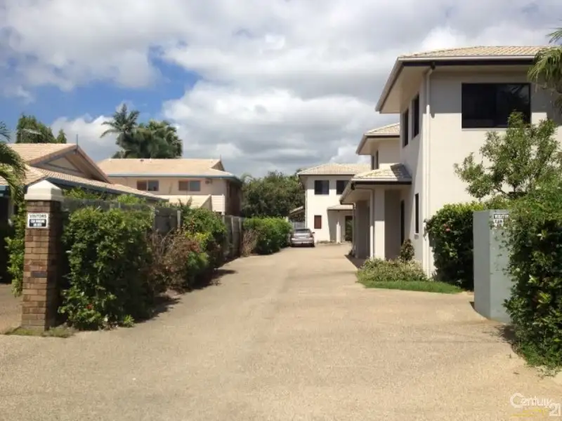Main view of Homely townhouse listing, 3/32 Lothair Street, Pimlico QLD 4812