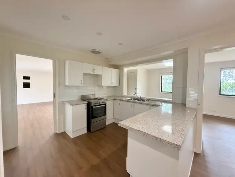 Fifth view of Homely house listing, 10 Myrtle Close, Adamstown Heights NSW 2289