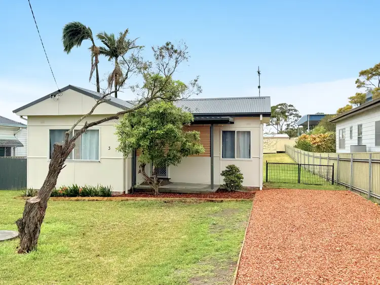 3 Ada Street, Mount Hutton NSW 2290