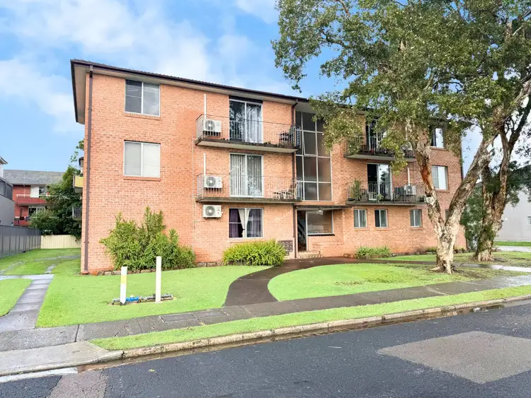 Main view of Homely unit listing, 2/127 Victoria Street, Adamstown NSW 2289