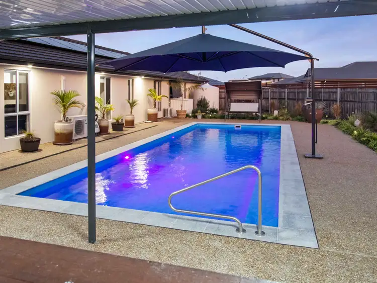 Second view of Homely house listing, 5 Bayside Close, Point Vernon QLD 4655