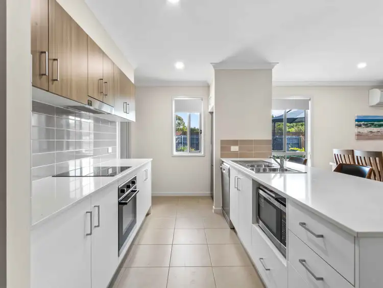 Third view of Homely house listing, 5 Bayside Close, Point Vernon QLD 4655