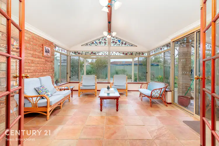 25 Florey Place, Huntingdale WA 6110