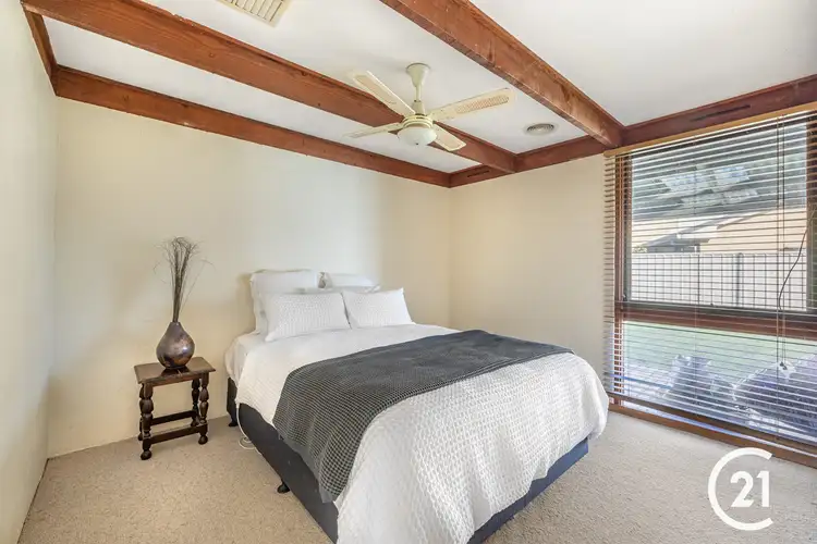 Sixth view of Homely house listing, 10 Mcbride Place, Echuca VIC 3564