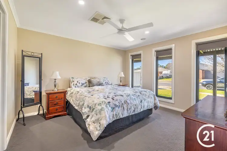 Fifth view of Homely house listing, 1 Struve Court, Echuca VIC 3564
