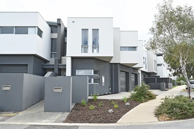 21 Pratt Lane, Clarkson WA 6030