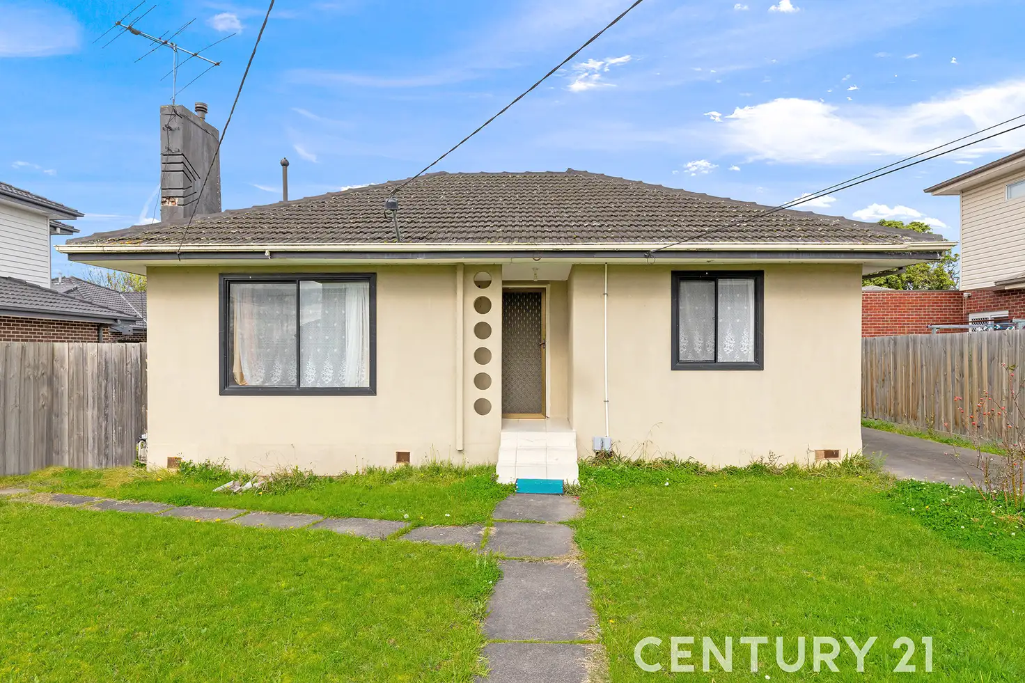 Main view of Homely unit listing, 1/18 Hughes Crescent, Dandenong North VIC 3175