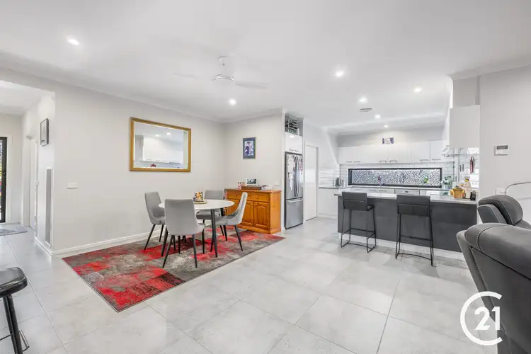 Second view of Homely house listing, 1/27 Sunset Avenue, Echuca VIC 3564