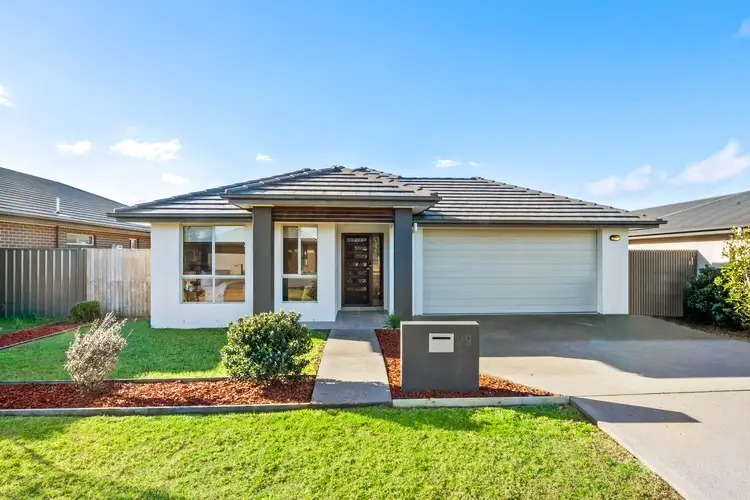 29 Rosemary Street, Fern Bay NSW 2295