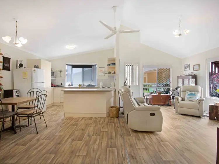 49 Seashell Avenue, Urraween QLD 4655