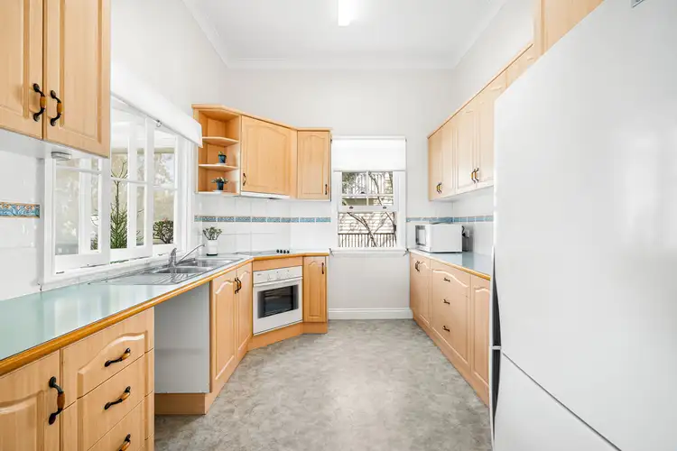 Fifth view of Homely house listing, 5 Waterloo Esplanade, Wynnum QLD 4178