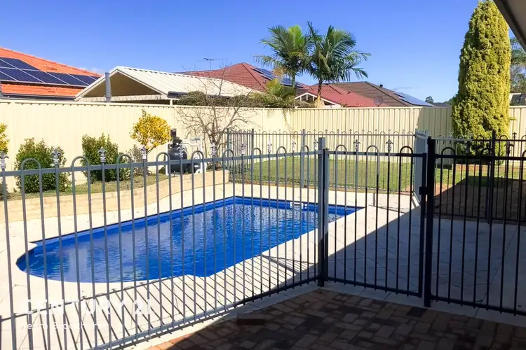 8 Vere Parkway