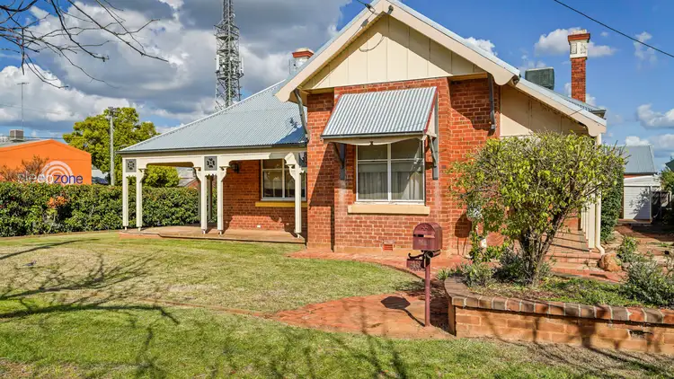 45 Church Street, Parkes NSW 2870
