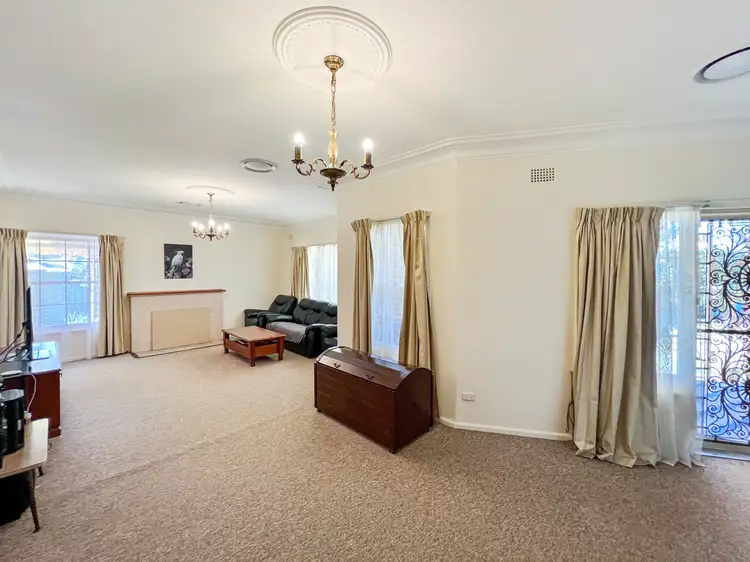 Fifth view of Homely house listing, 10A Phillips Street, Parkes NSW 2870