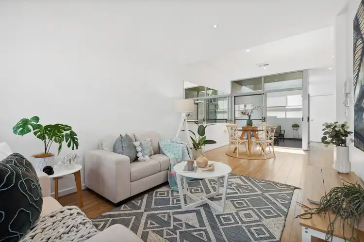 4 Pistrina Court, Adelaide SA 5000