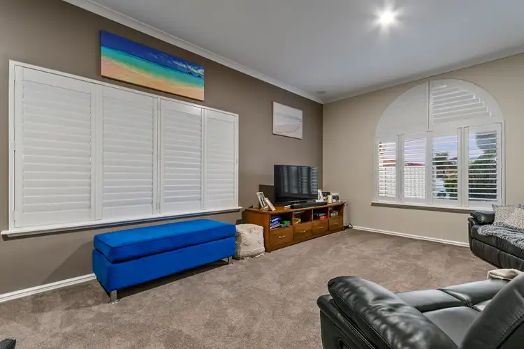 Sixth view of Homely house listing, 10 Coatbridge Circuit, Kinross WA 6028