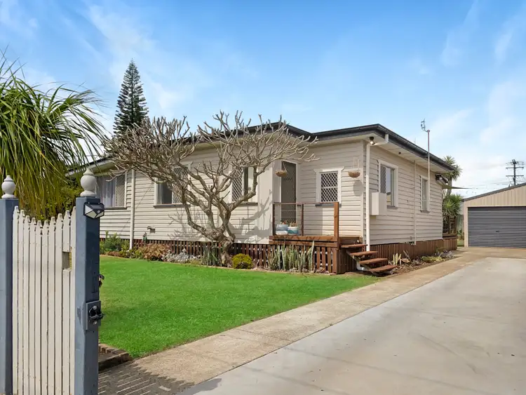 22 Henderson Street, Newtown QLD 4350