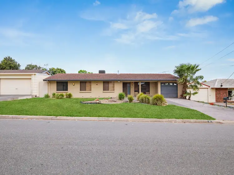 11 Garnet Drive, Salisbury East SA 5109