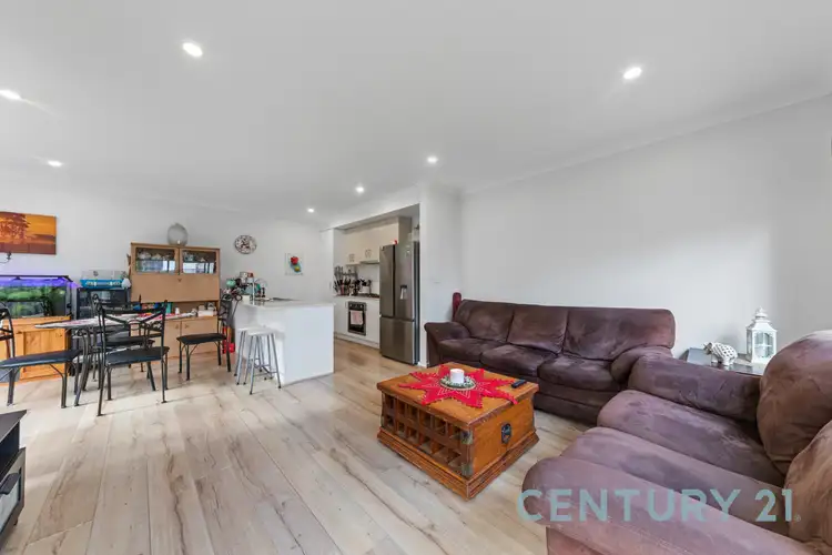 Fourth view of Homely house listing, 4 Wanstead Way, Cranbourne West VIC 3977