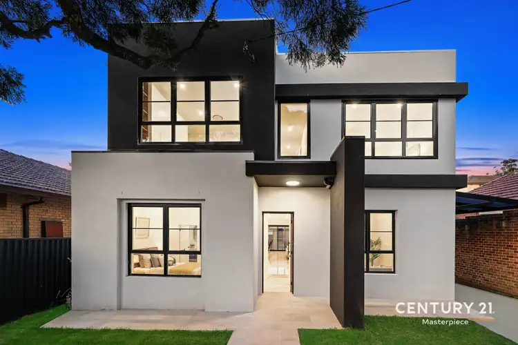 15 Thomas Street, Ashfield NSW 2131
