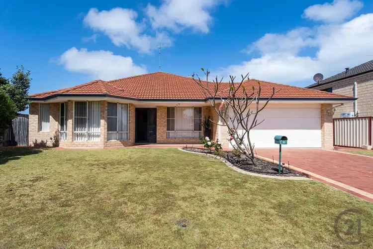 10 Daydream Plaza, Halls Head WA 6210