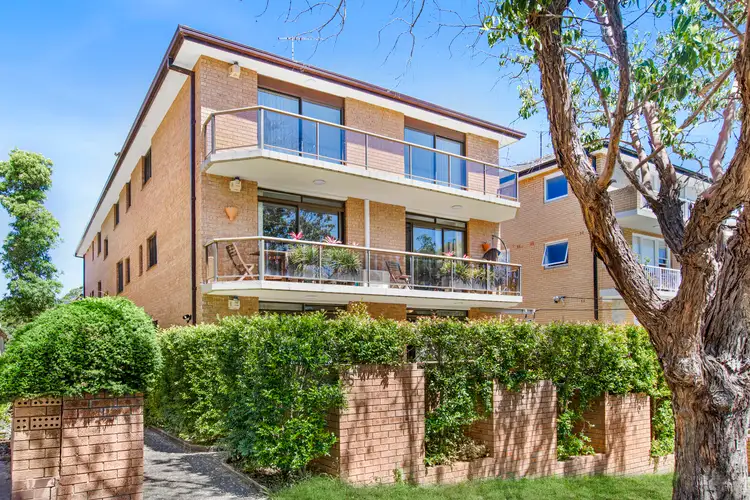 Main view of Homely unit listing, 4/35 Liverpool Street, Rose Bay NSW 2029