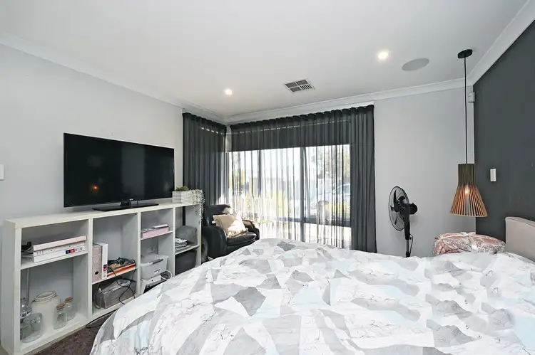 Sixth view of Homely house listing, 13 Radiant Glade, Eglinton WA 6034