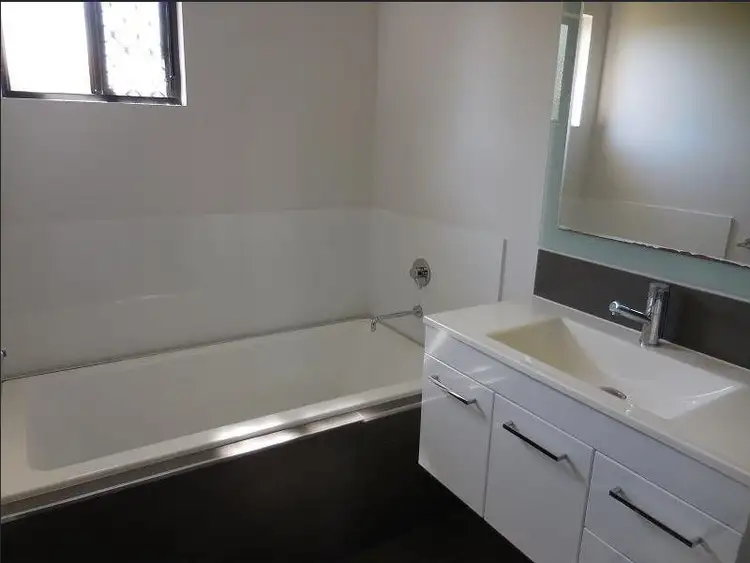 Fifth view of Homely house listing, 4 Ashwood Grove, Deeragun QLD 4818