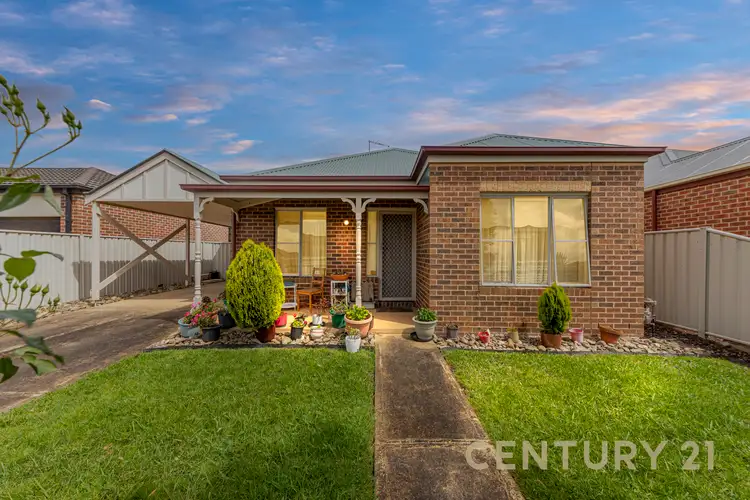 17 Avoca Place, Pakenham VIC 3810